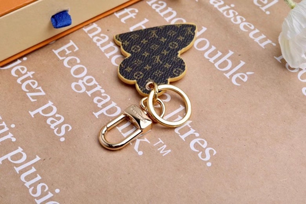 ブランドキーホルダー側面デザイン